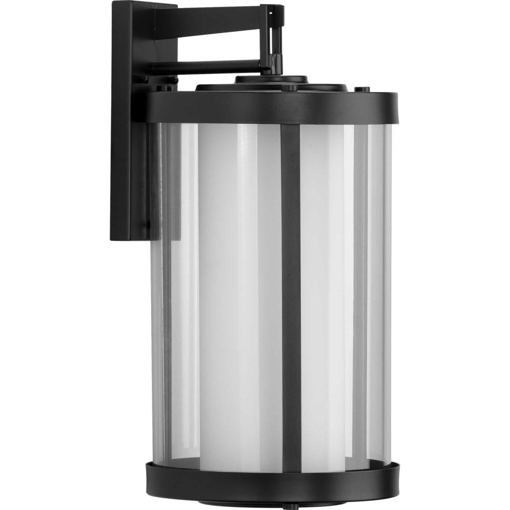 P560150-031 1-100W MED WALL LANTERN