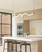 CURSIVE_LP95354-BK-UNV_LIFESTYLE_02.jpg
